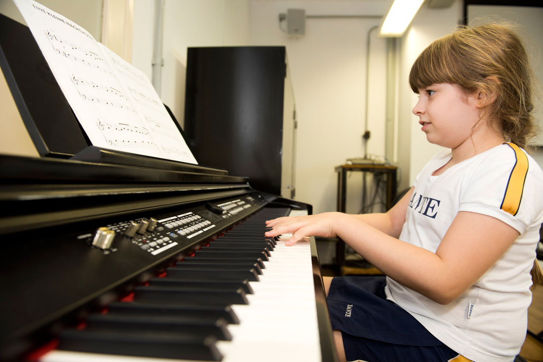 Aulas de teclado e piano