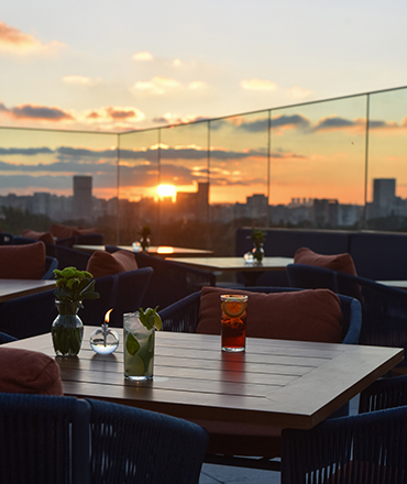 Novo rooftop paulistano, Lassù atrai com salão giratório e boa cozinha em  Santana